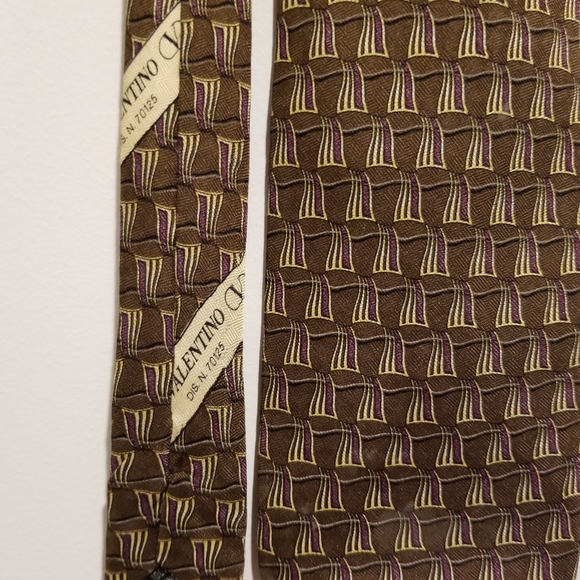 as new VALENTINO Cravatte Italian handmade 100% silk mens tie brown color - Picture 2 of 7